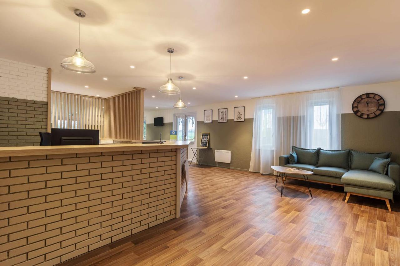 Sure Hotel By Best Western Plaisir Εξωτερικό φωτογραφία